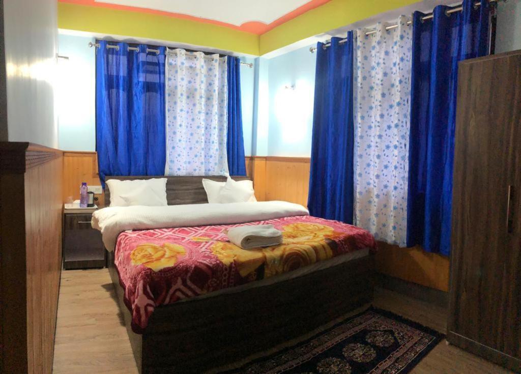 Tseten'S Inn ลาชุง ภายนอก รูปภาพ